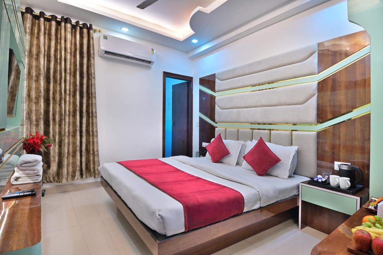 Hotel Star Villa - Budget Friendly Yeni Delhi Dış mekan fotoğraf